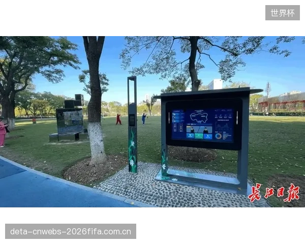 体验升级：未来的智能步道将超越物理限制，通过与AR设备的联动，为用户在真实步道上提供沉浸式的虚拟互动健身体验